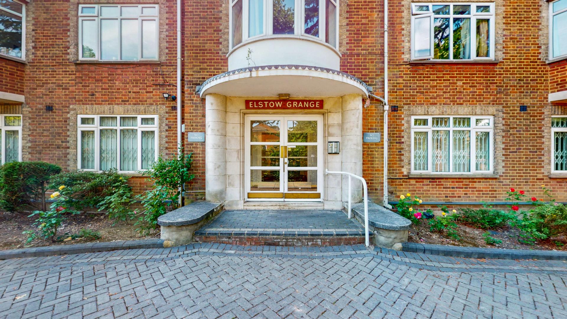 Modern Sharers Apartment Elstow Grange, Brondesbury Park